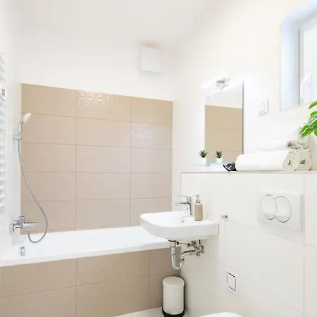 Rooftop Access - French Balcony - * Budapeşte