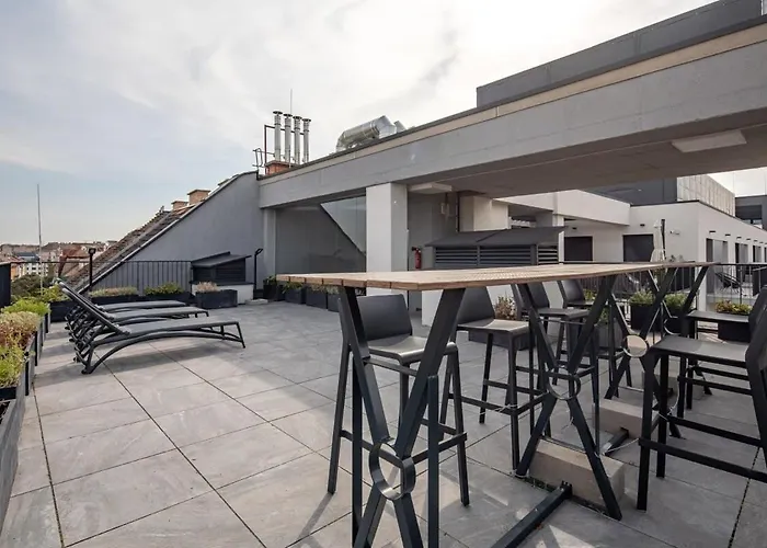 Appartamento Rooftop Access - French Balcony - *