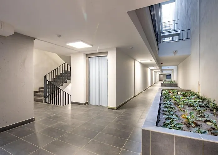 Rooftop Access - French Balcony - Lejlighed Budapest